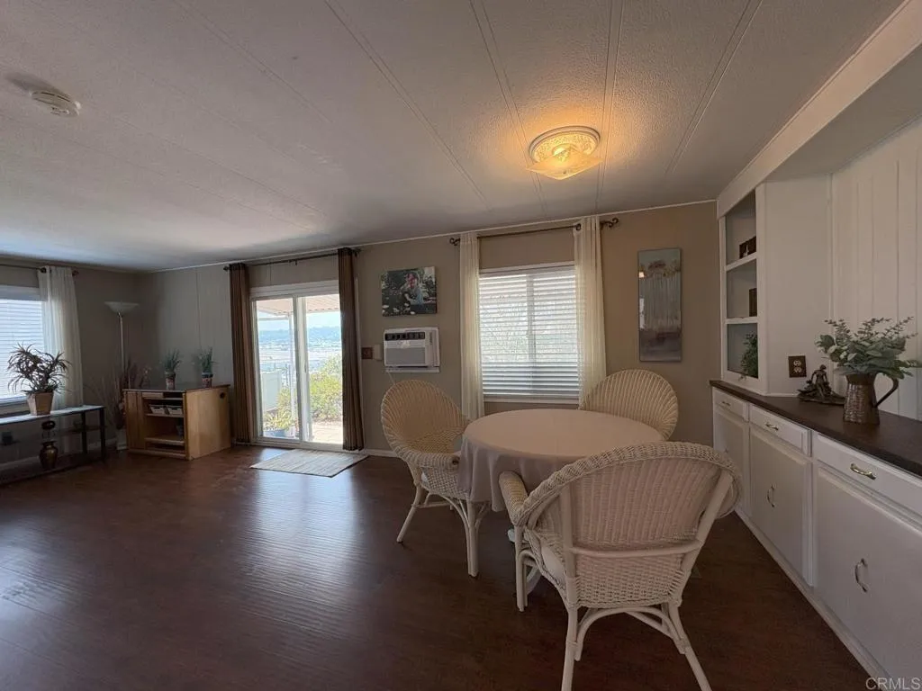 https://cdn.realtyfeed.com/cdn/127/306510283/4206b11f22568f9a1bd531e58b57e8f5.webp