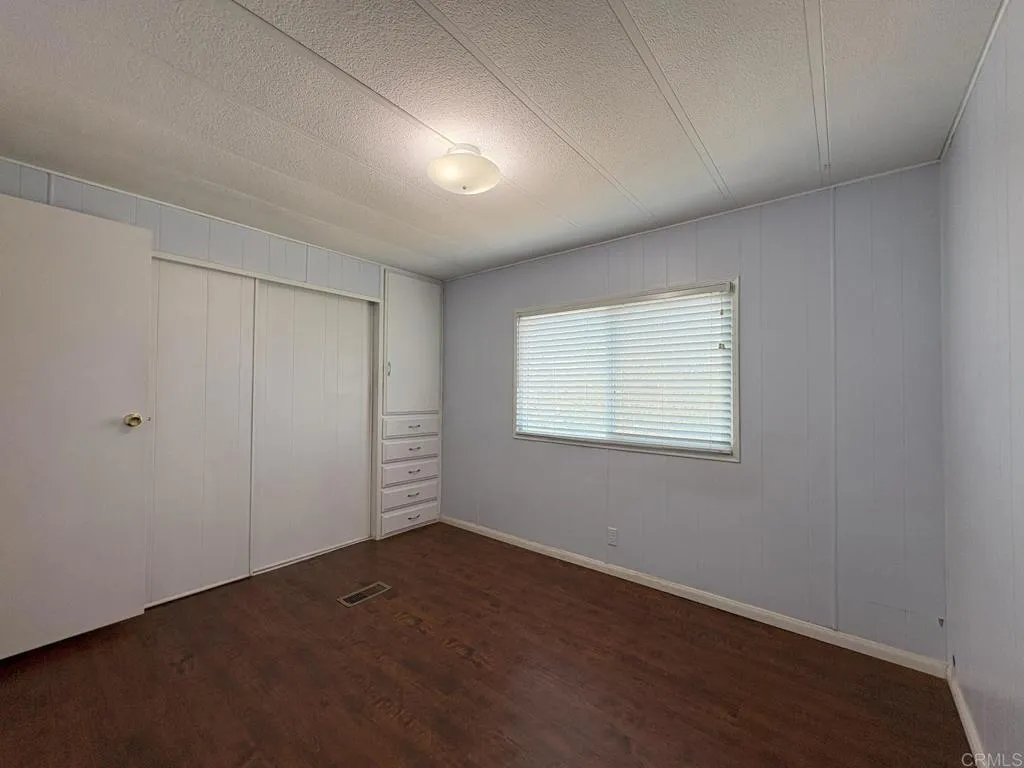 https://cdn.realtyfeed.com/cdn/127/306510283/c13ca198a56fb2a9377e29a7081f3a96.webp