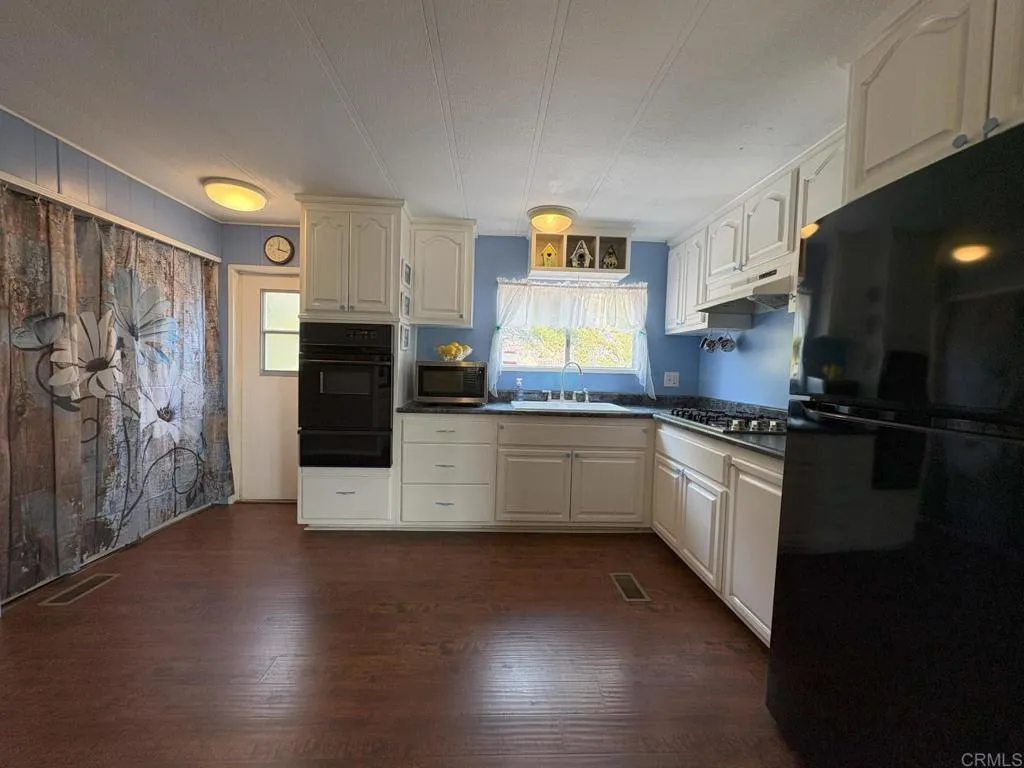 https://cdn.realtyfeed.com/cdn/127/306510283/c83b09c8478defcdb135917a9cb43a4a.webp