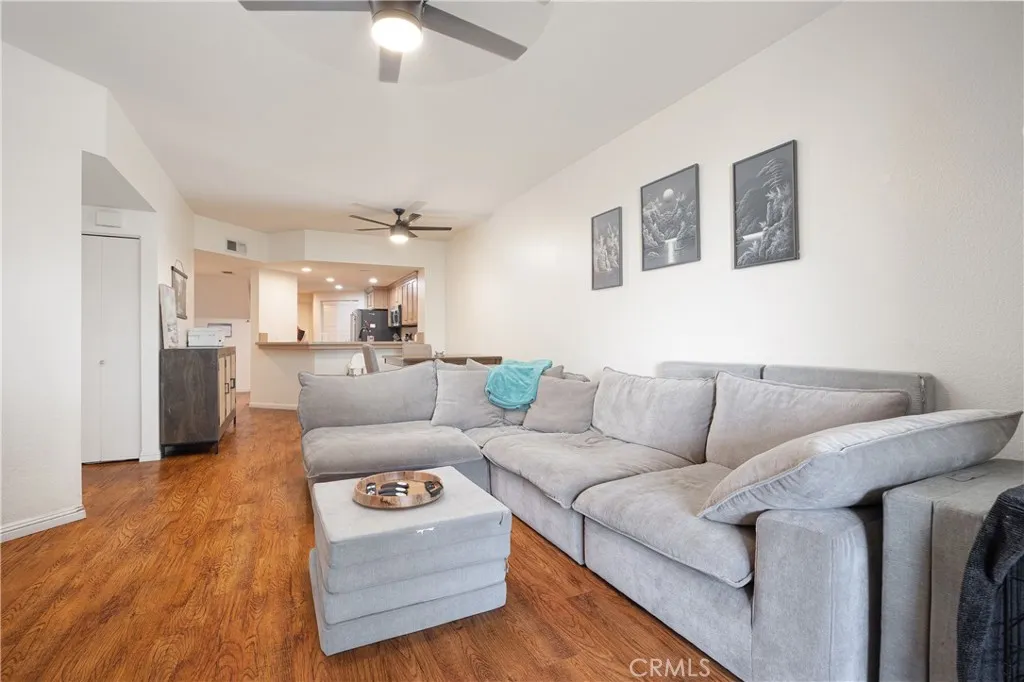 Photo #6: IG25175380 Listing 