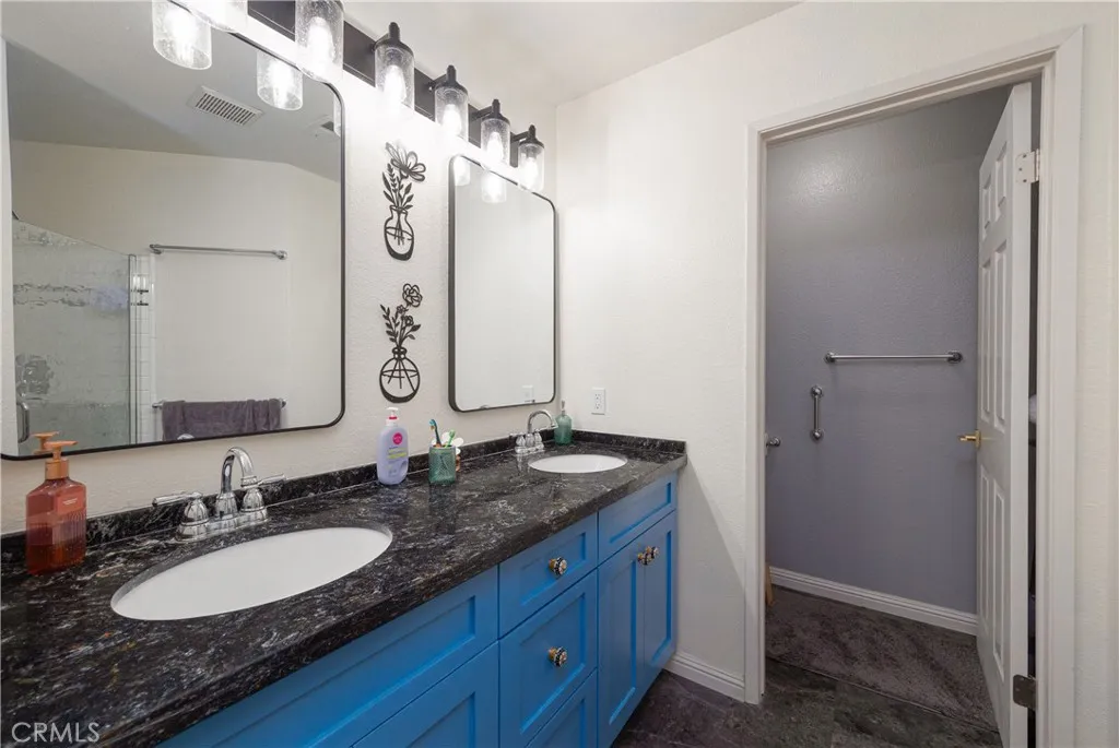 Photo #12: IG25175380 Listing: Photo #12