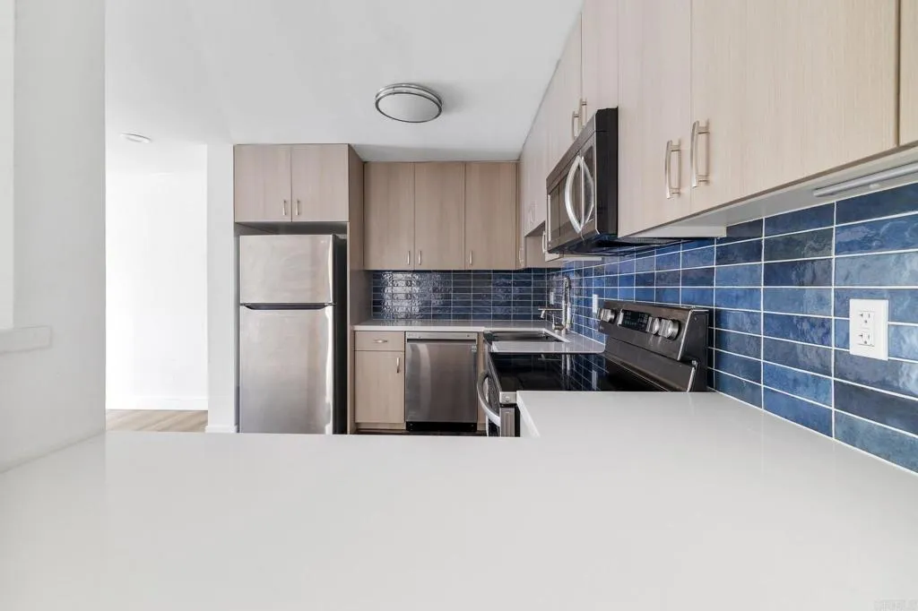 Photo #10: PTP2505913 Listing: Photo #10