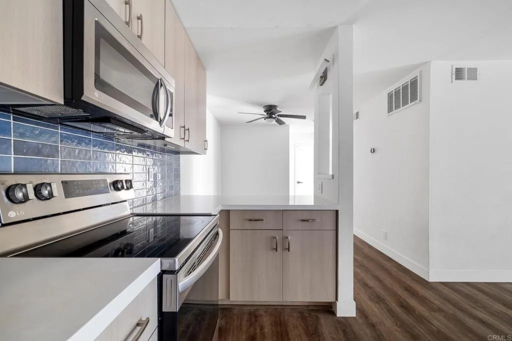 Photo #9: PTP2505913 Listing: Photo #9