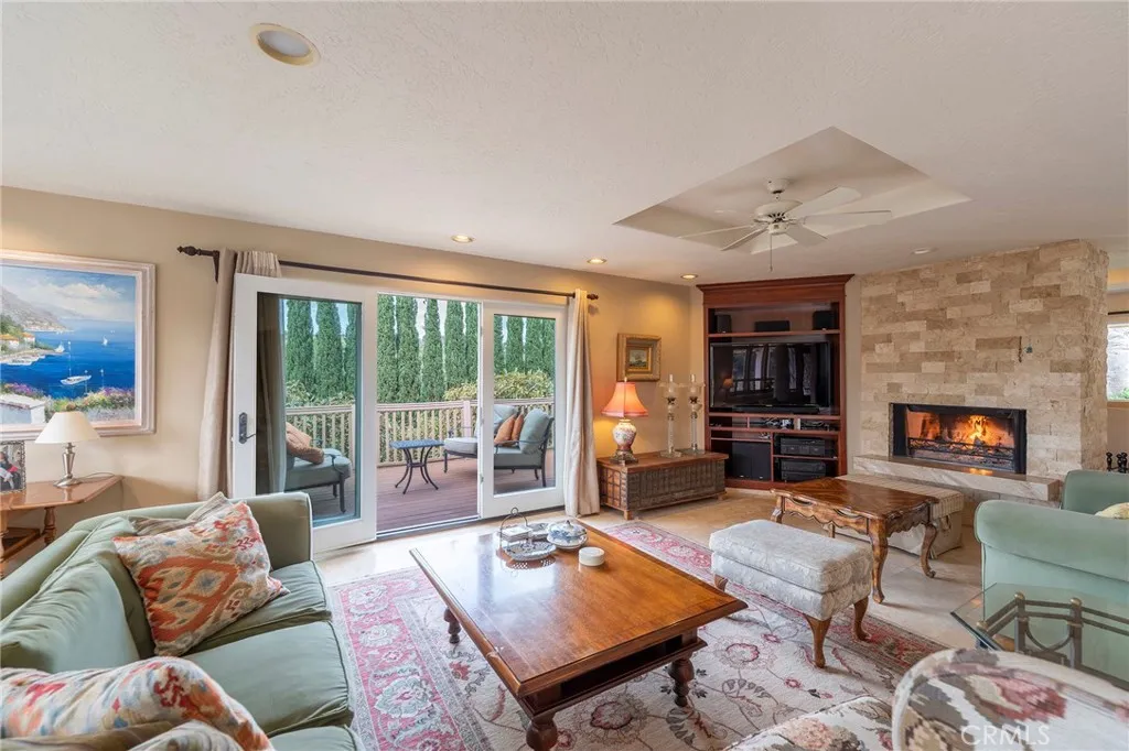 https://cdn.realtyfeed.com/cdn/127/306510334/a8f9db05e1e859cfb211c9ce48b4caee.webp