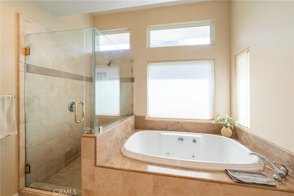 https://cdn.realtyfeed.com/cdn/127/306510334/d4e687fe46dcb7aff05ffcdb2ac36c57.webp