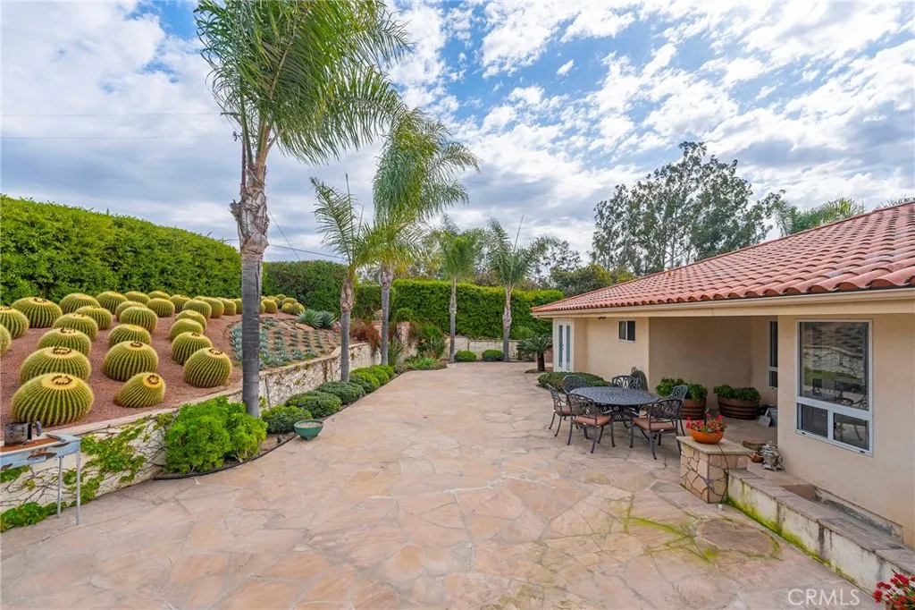 https://cdn.realtyfeed.com/cdn/127/306510334/f0f6b799f8a484935b30ec659a7132c0.webp