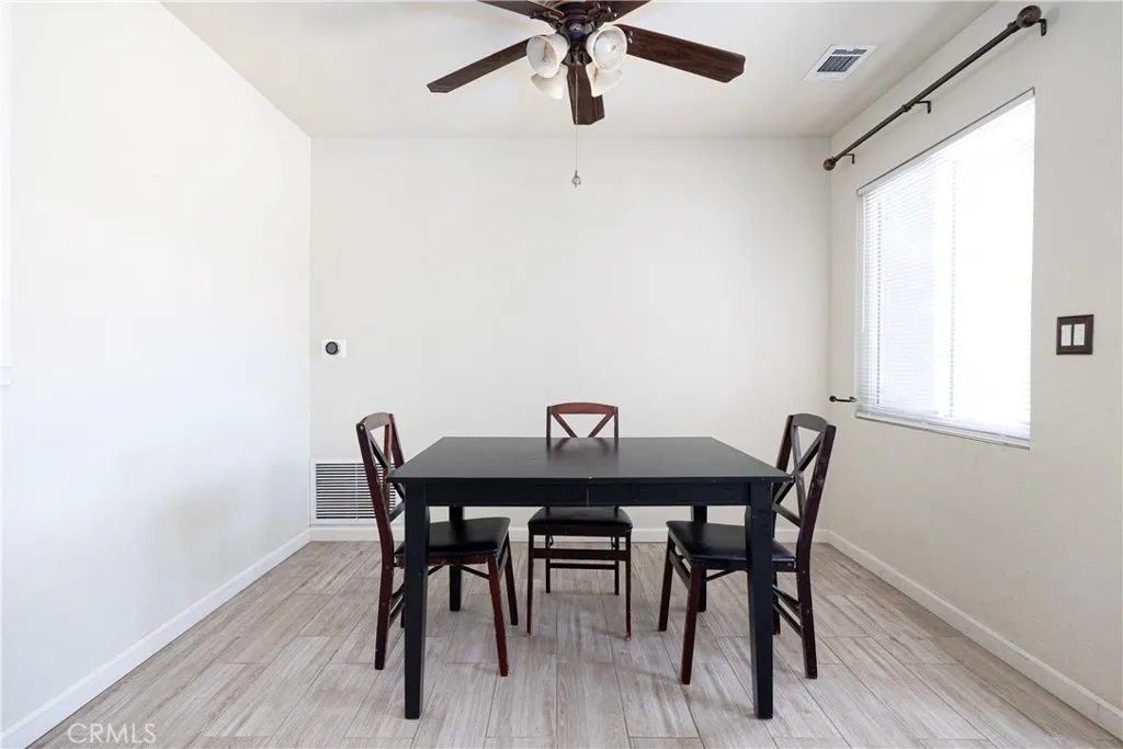https://cdn.realtyfeed.com/cdn/127/306510335/94d7d2b4968382b9b4718191359dda18.webp