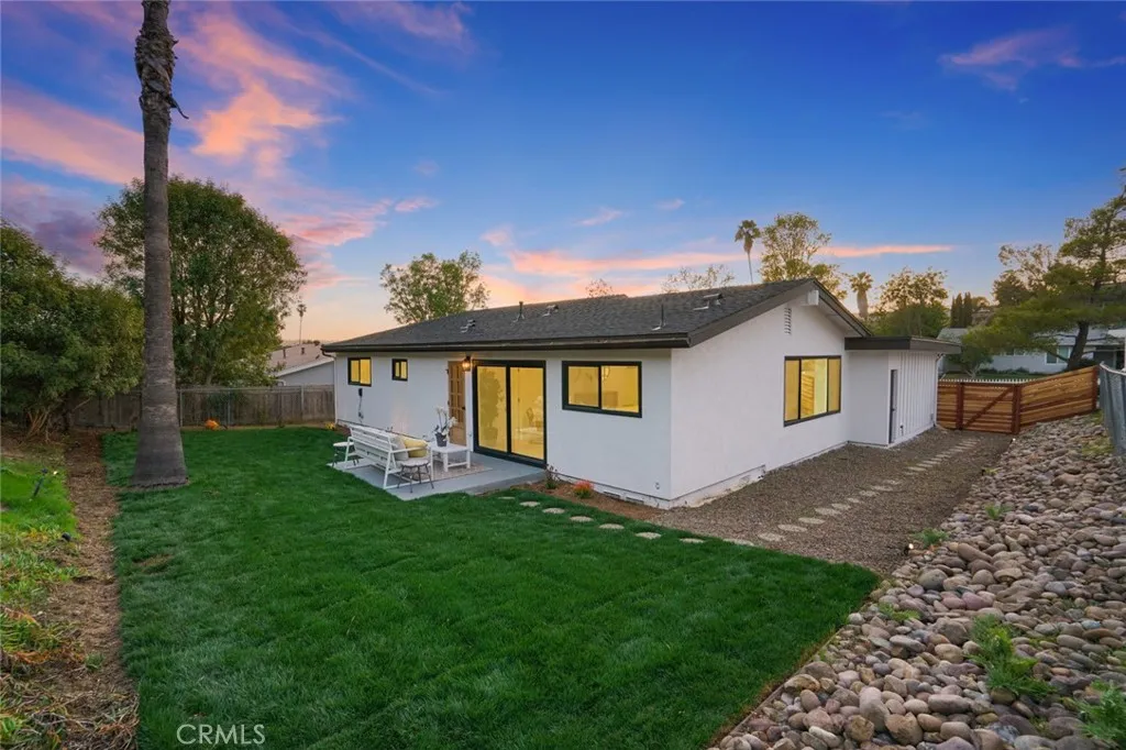 https://cdn.realtyfeed.com/cdn/127/306510601/6ea72f3b4aa2f3af81e38f078353dabb.webp