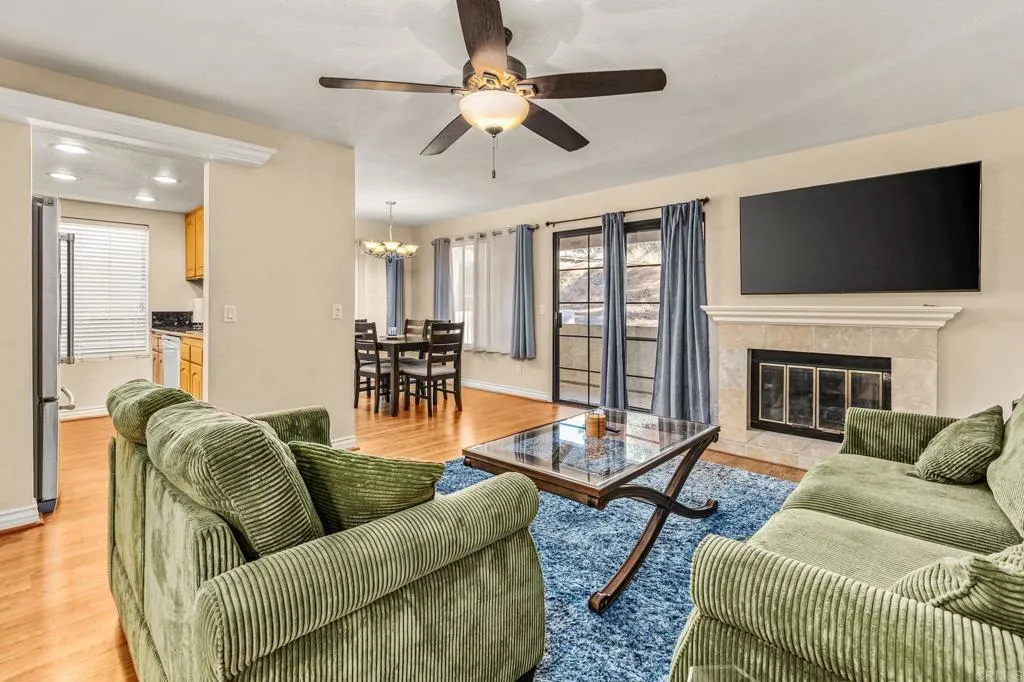 https://cdn.realtyfeed.com/cdn/127/306510647/8f17b38190c4144fa7d6eb7032e9896d.webp