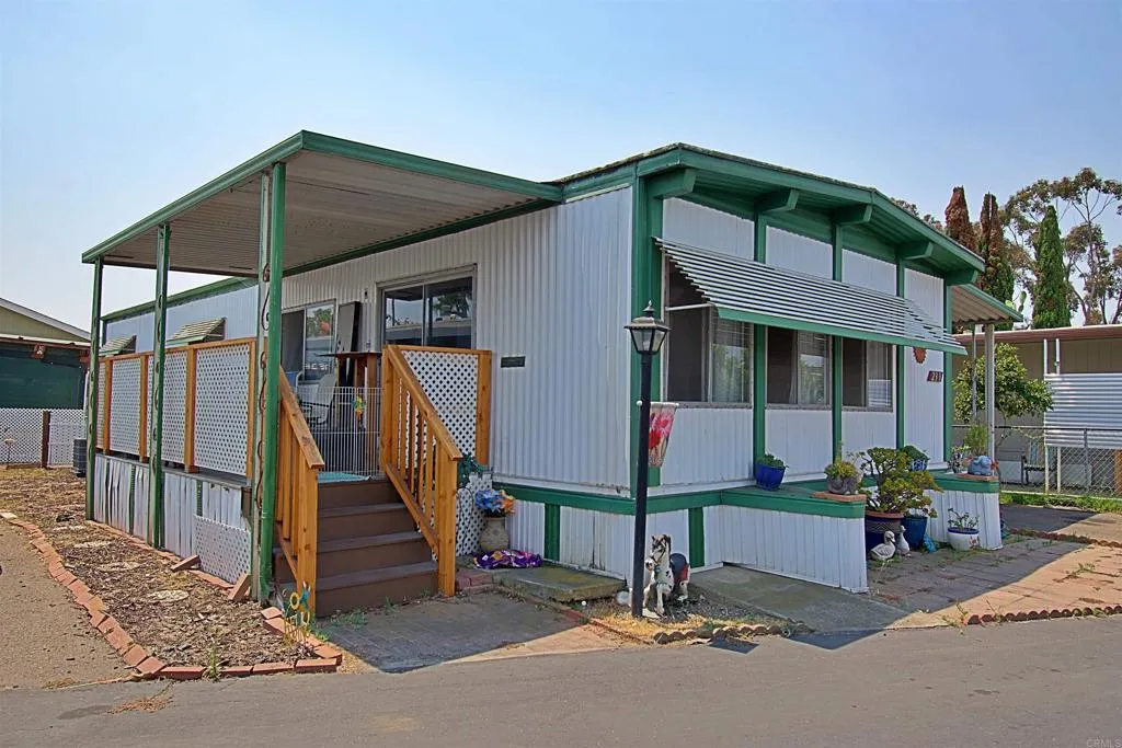 https://cdn.realtyfeed.com/cdn/127/306510681/82c0ef8af083f502835191ec6c0d8293.webp
