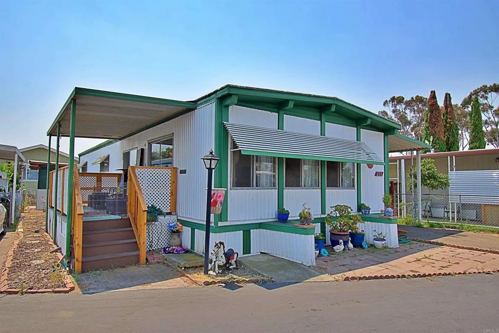 https://cdn.realtyfeed.com/cdn/127/306510681/f89ff2d580b7e398455ab8142ed17145.webp