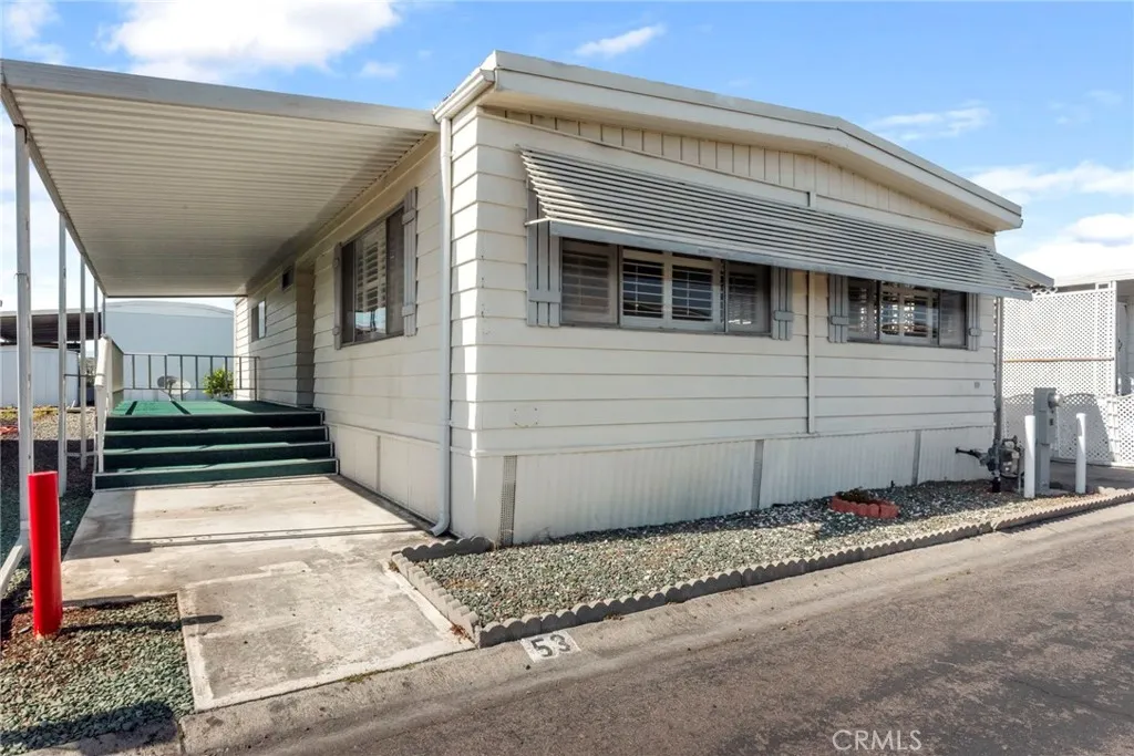 https://cdn.realtyfeed.com/cdn/127/306510682/13b47b3f56e92ef633f34ed39b11b5e3.webp
