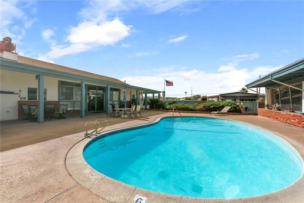https://cdn.realtyfeed.com/cdn/127/306510740/2bdd4a042a009dffb9bb4865efc988b3.webp