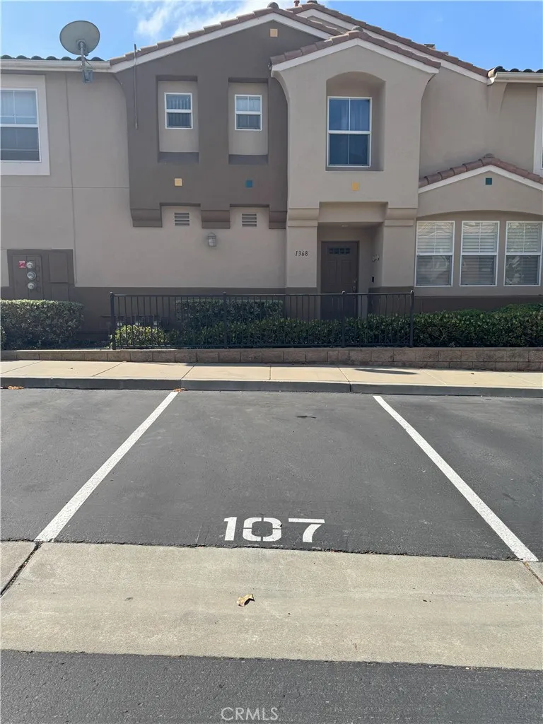 Photo #17: TR25171391 Listing: Photo #17