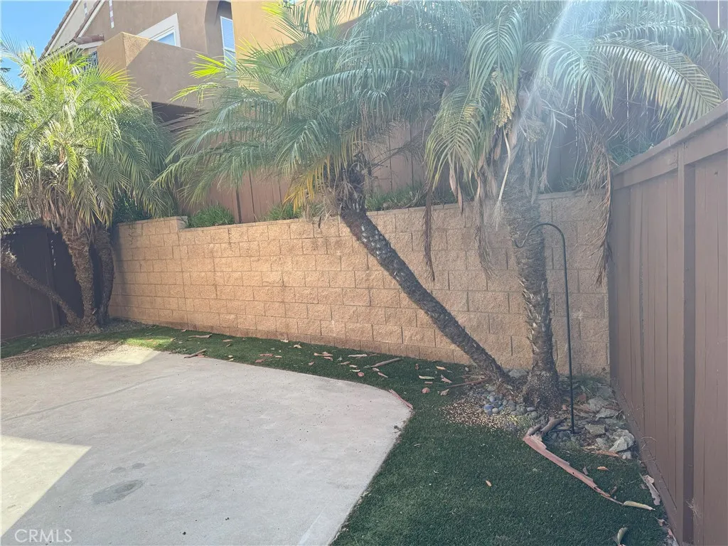 Photo #11: TR25171391 Listing: Photo #11
