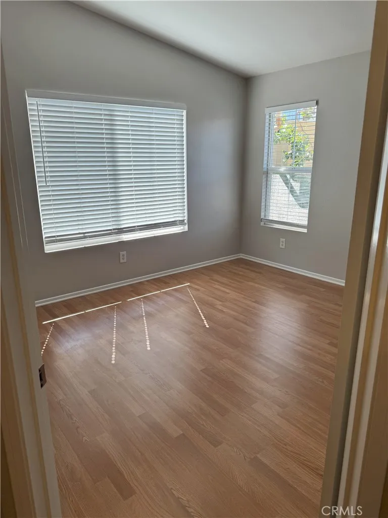 Photo #22: TR25171391 Listing: Photo #22