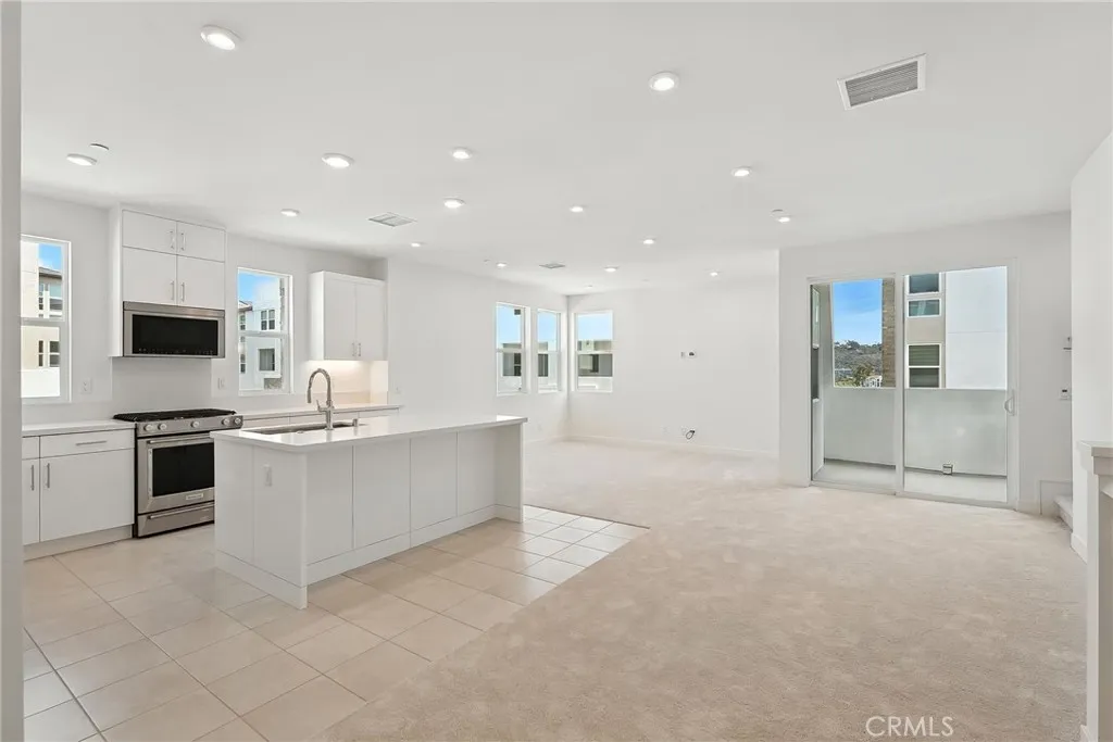 Photo #12: OC25154851 Listing: Photo #12