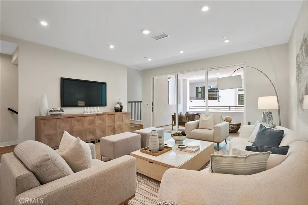 Photo #29: OC25174863 Listing: Photo #29