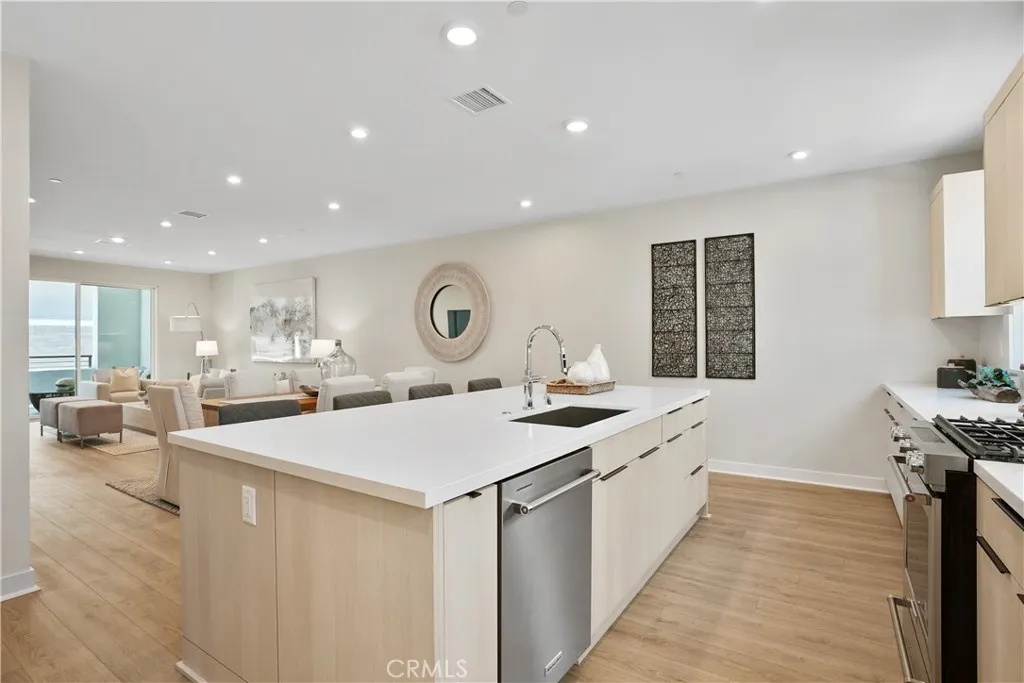 Photo #26: OC25174863 Listing: Photo #26