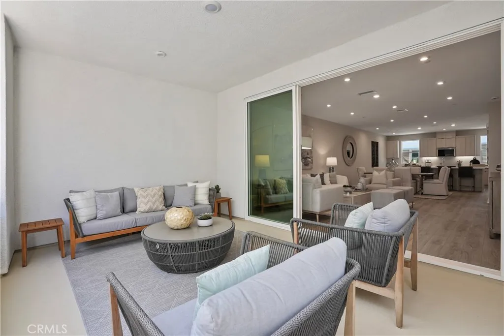 Photo #7: OC25174863 Listing: Photo #7