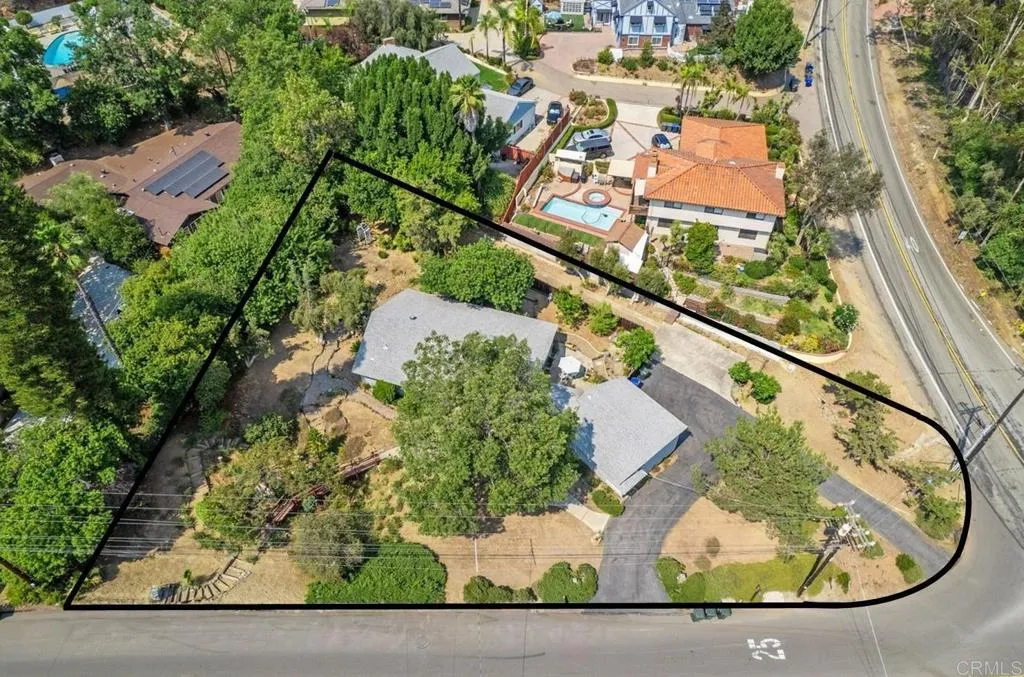 https://cdn.realtyfeed.com/cdn/127/306510864/462ba62a09dfb4463d3a593684e70ae5.webp