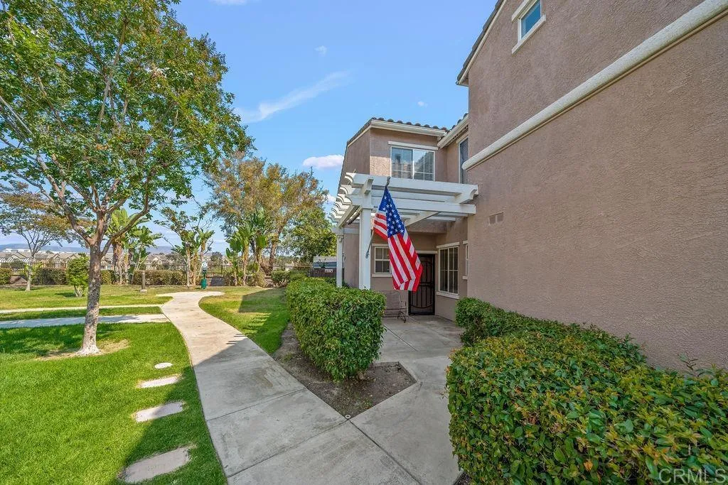Photo #3: PTP2505942 Listing 