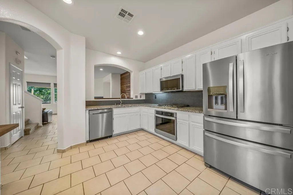 Photo #9: PTP2505942 Listing: Photo #9