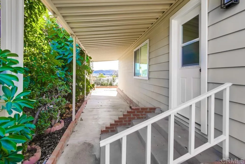 https://cdn.realtyfeed.com/cdn/127/306511133/ca21be6f7b924b83562bafee358cf0de.webp