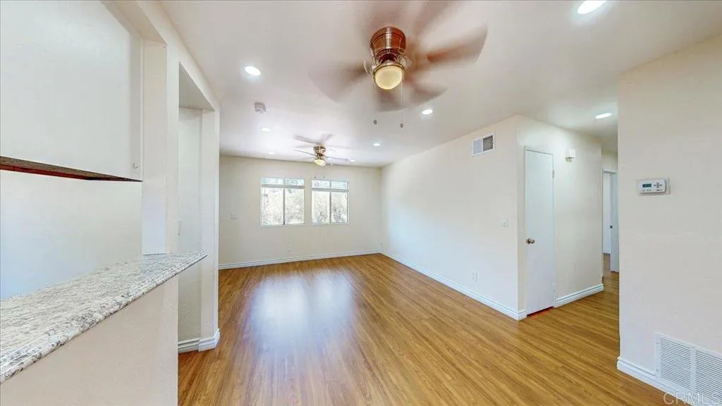 Photo #7: PTP2505944 Listing: Photo #7