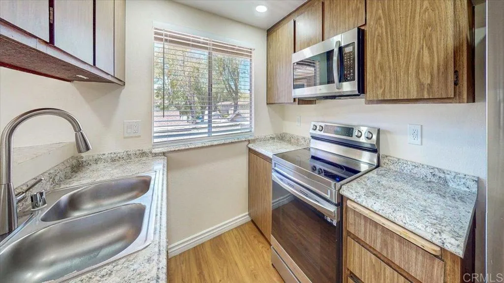 Photo #11: PTP2505944 Listing: Photo #11