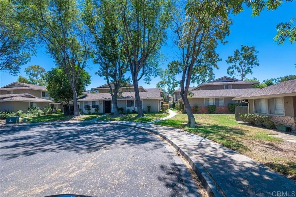 Photo #33: PTP2505944 Listing: Photo #33