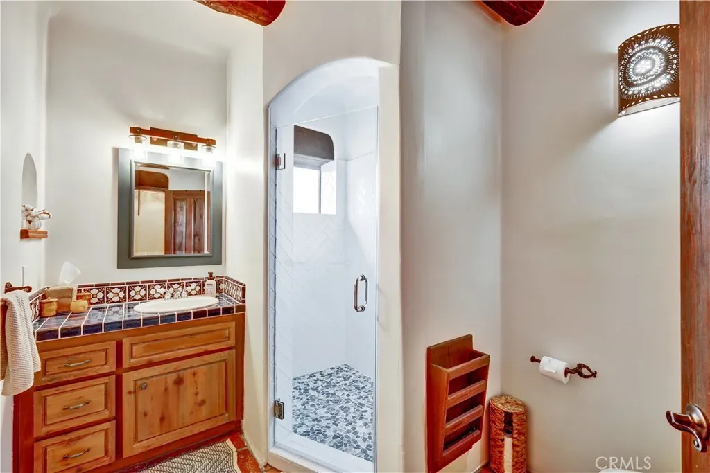 https://cdn.realtyfeed.com/cdn/127/306511374/618ce4e09215595a2e42c6c9f12b84c7.webp