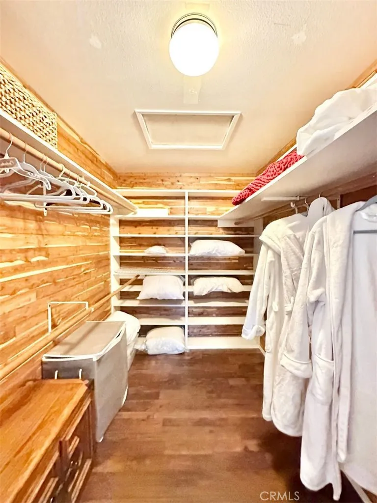 https://cdn.realtyfeed.com/cdn/127/306511401/014e0df8479962558e6c90cd759b5fad.webp
