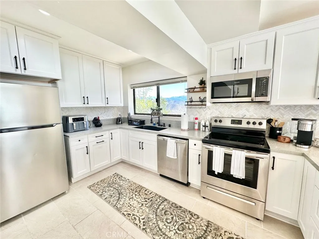 https://cdn.realtyfeed.com/cdn/127/306511401/91d353a9954b3409d0a8a93b2ac2d409.webp