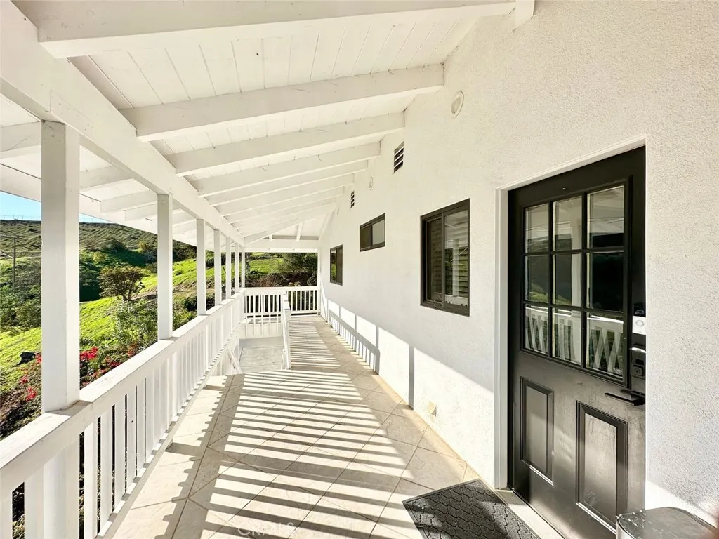 https://cdn.realtyfeed.com/cdn/127/306511401/96f2243578f5979cf81fa3fef8b2ec1c.webp
