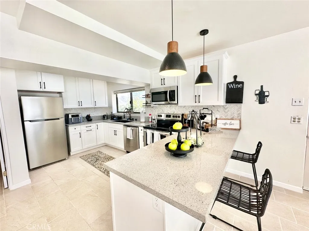 https://cdn.realtyfeed.com/cdn/127/306511401/dd9e76194d0eb5d4c6becaef1456f999.webp