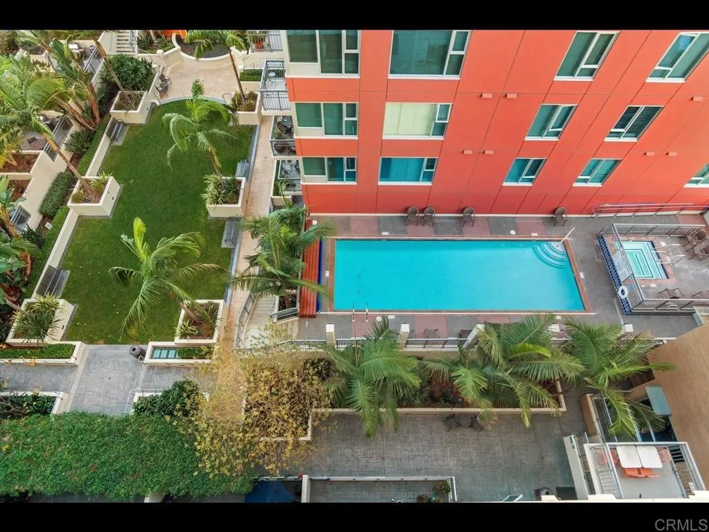 https://cdn.realtyfeed.com/cdn/127/306511443/bea6b7a78fd4b306393251e60b6c5797.webp