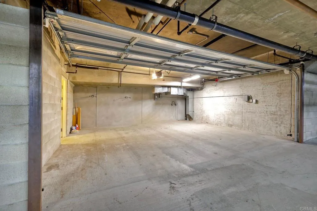 https://cdn.realtyfeed.com/cdn/127/306511443/c25c9c73658012f764631f79cc09a08a.webp