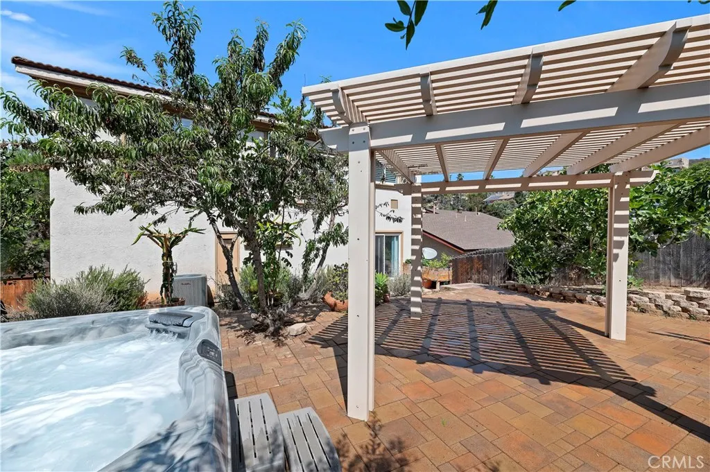 https://cdn.realtyfeed.com/cdn/127/306511466/743090078c3a2db7688b64777fec9e26.webp