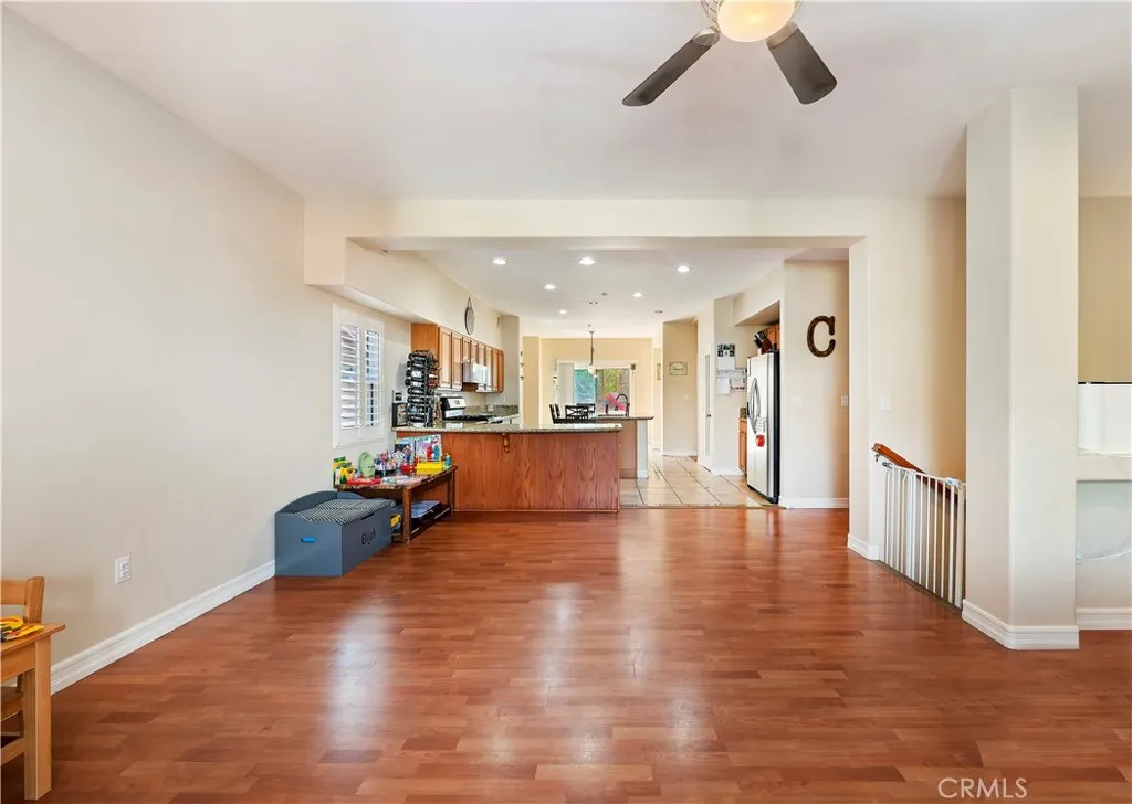 https://cdn.realtyfeed.com/cdn/127/306511466/fc8799f961c81bb8802980b9c2298118.webp