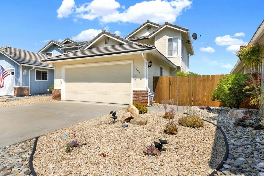 https://cdn.realtyfeed.com/cdn/127/306511635/98d16e63ab5f3e934896c436158f363b.webp