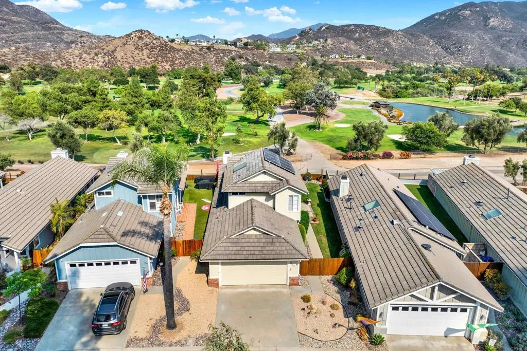 https://cdn.realtyfeed.com/cdn/127/306511635/e7154c31aa7a7bf6d5c827b1019f7570.webp