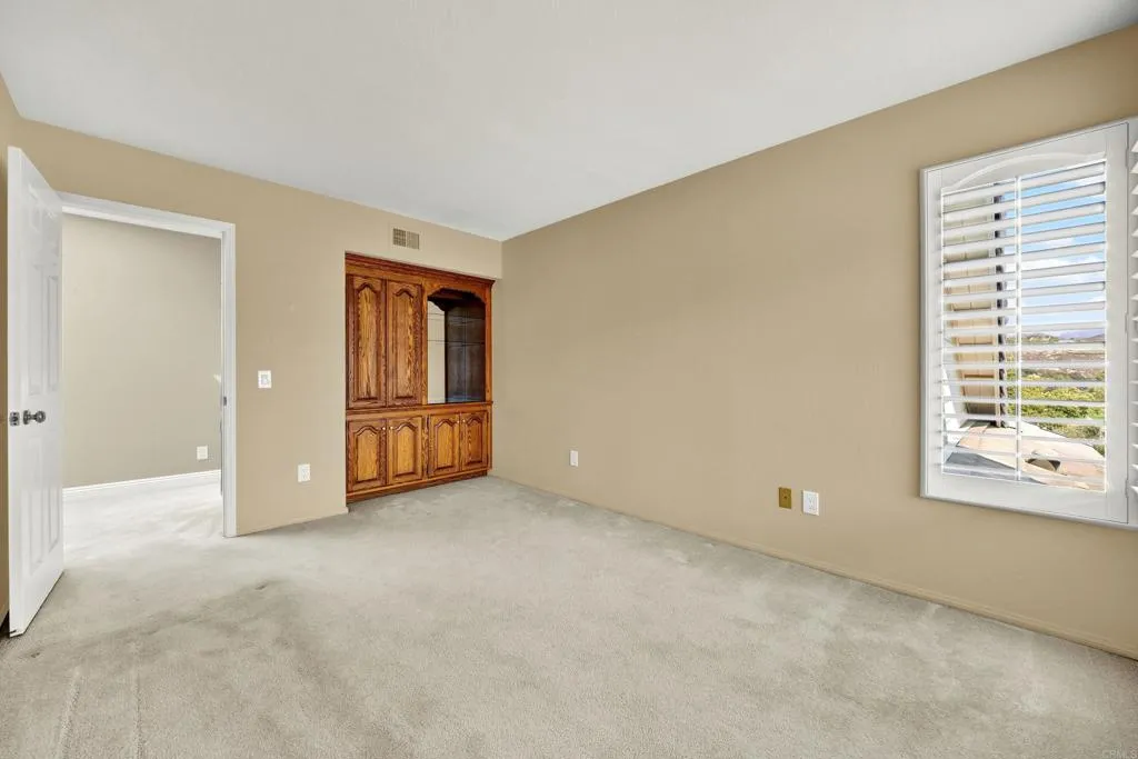 https://cdn.realtyfeed.com/cdn/127/306511635/e987b6652e78acef9a5c3a5ae493f254.webp