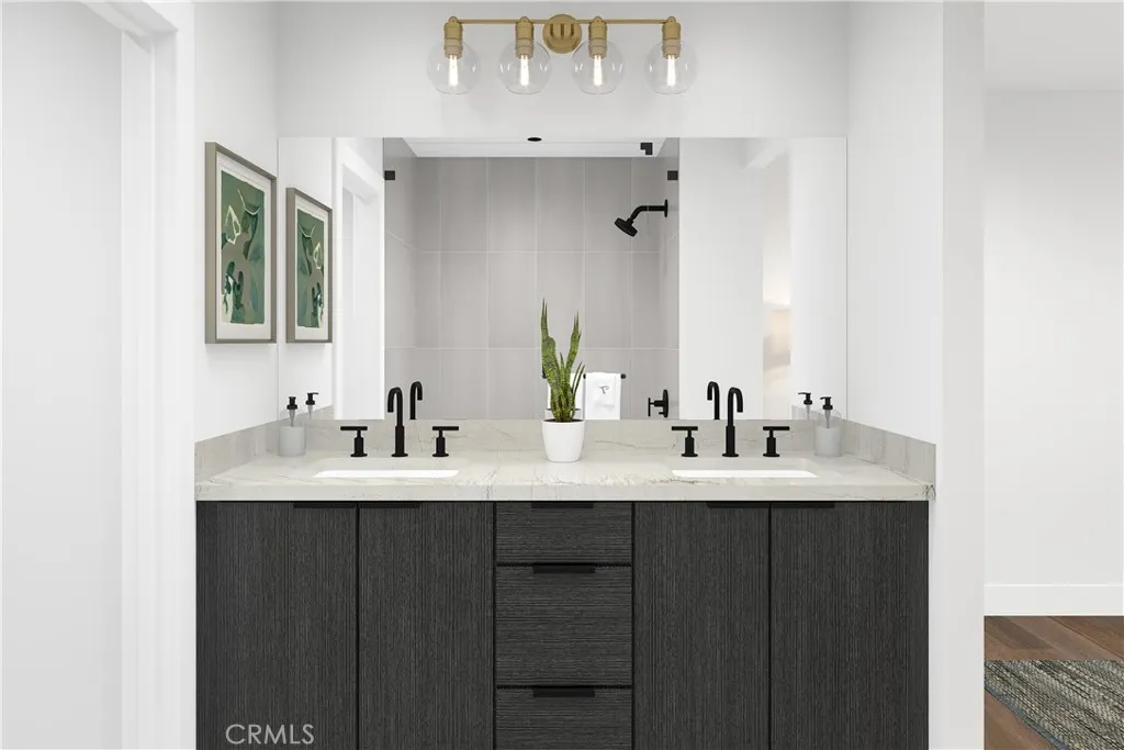 Photo #4: OC25147571 Listing 