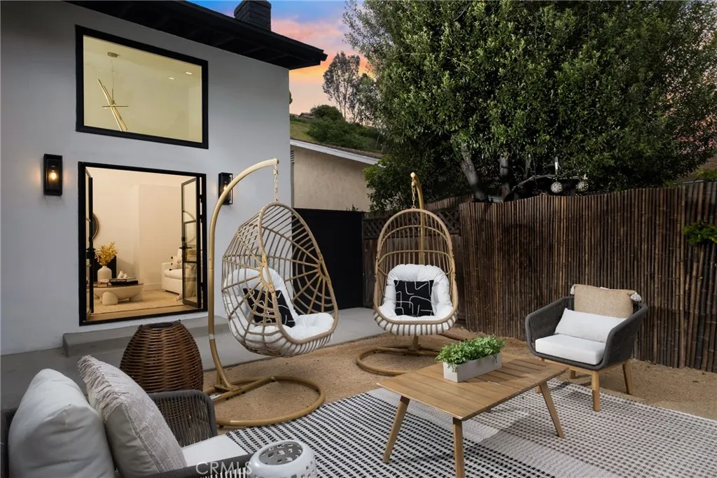 https://cdn.realtyfeed.com/cdn/127/306511845/745fb96e95128adda14474e9a0de9cfa.webp