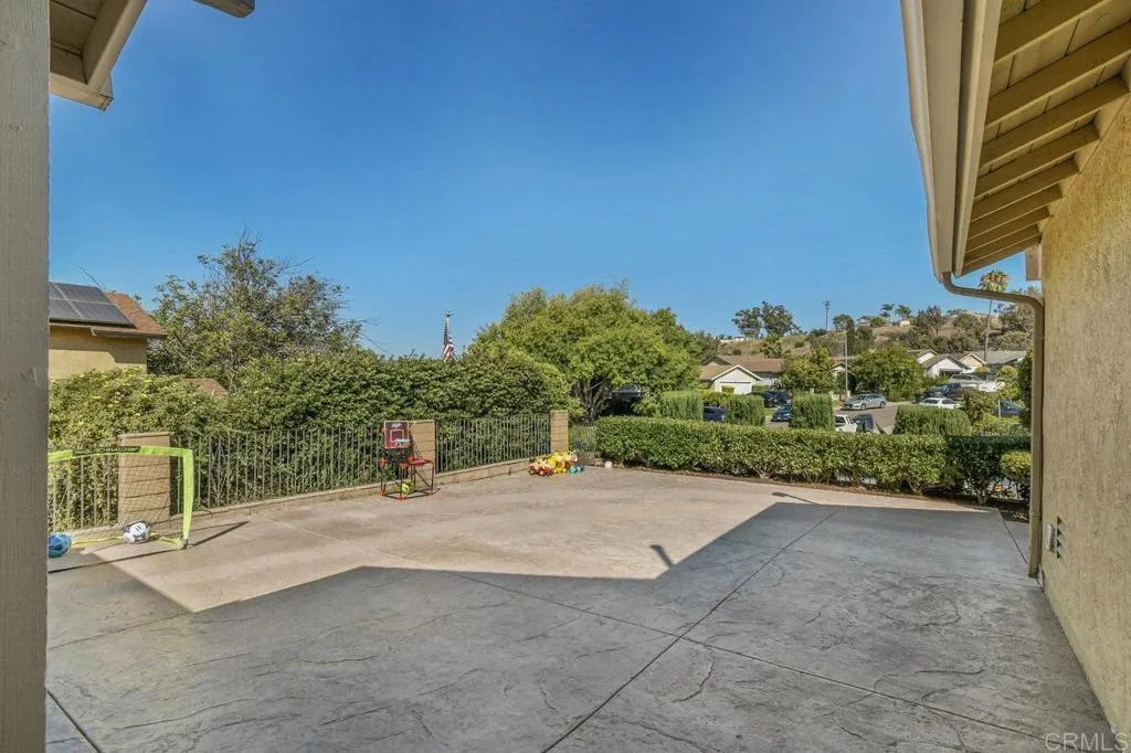 https://cdn.realtyfeed.com/cdn/127/306511964/edf7c78a078e7c304c9baff88894ee4c.webp