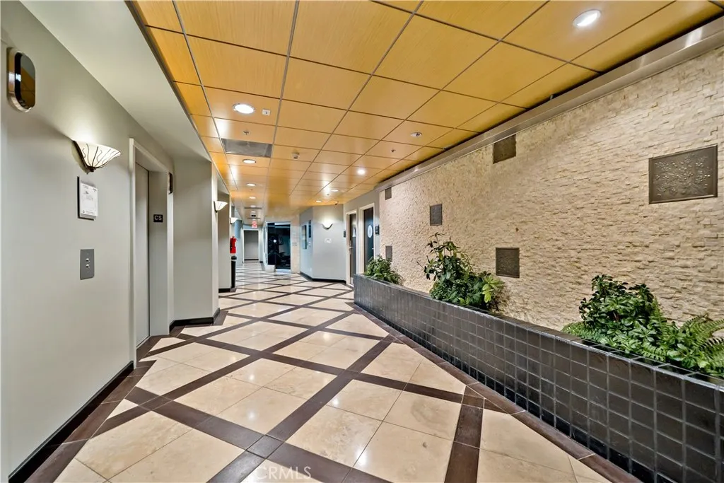 Photo #25: SW25176988 Listing: Photo #25