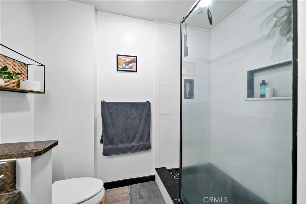 Photo #9: SW25176988 Listing: Photo #9