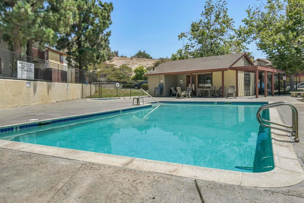 Photo #28: PTP2505973 Listing: Photo #28