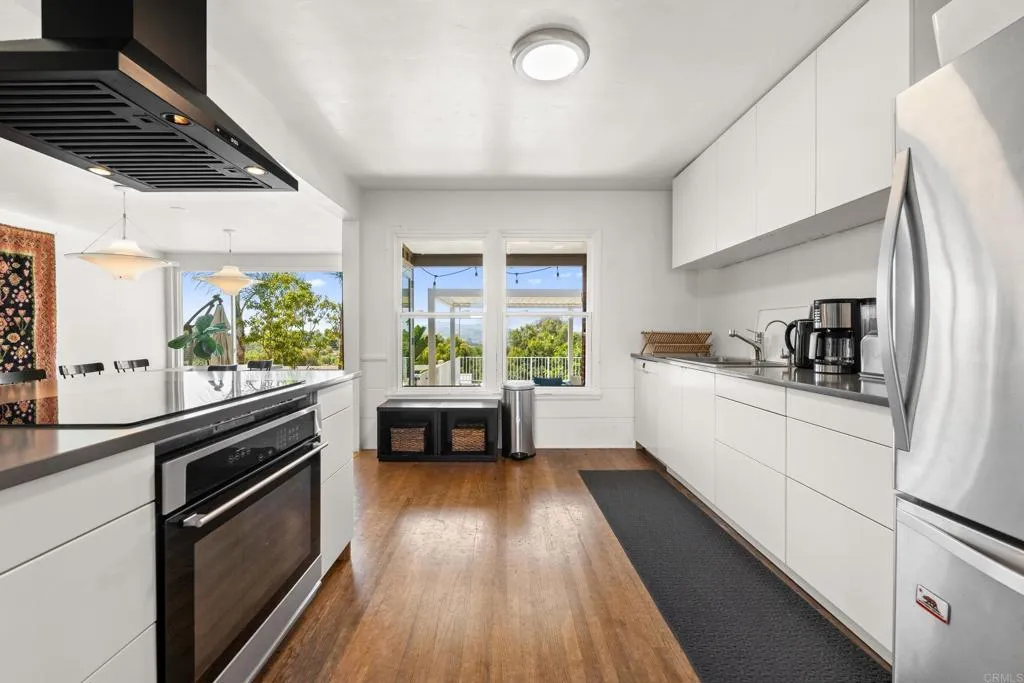 https://cdn.realtyfeed.com/cdn/127/306512147/57a743e3865110ccecf8190396af04ef.webp